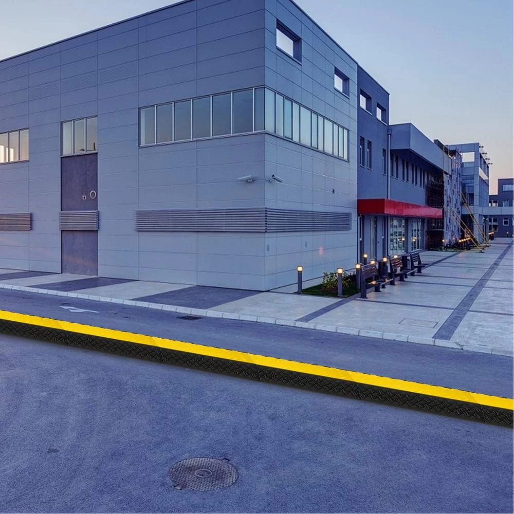 37.4in. x 22.6in. x 3.5in. Cable Organizer 2-Channel Speed Bump 22,000 lbs. Load Clamshell Cable Protectors Ramp, 1-Pack by VEVOR 10 37.4in. x 22.6in. x 3.5in. Cable Organizer 2-Channel Speed Bump 22,000 lbs. Load Clamshell Cable Protectors Ramp, 1-Pack by VEVOR - Image 8